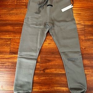 Essentials Fear of God lounge pants.